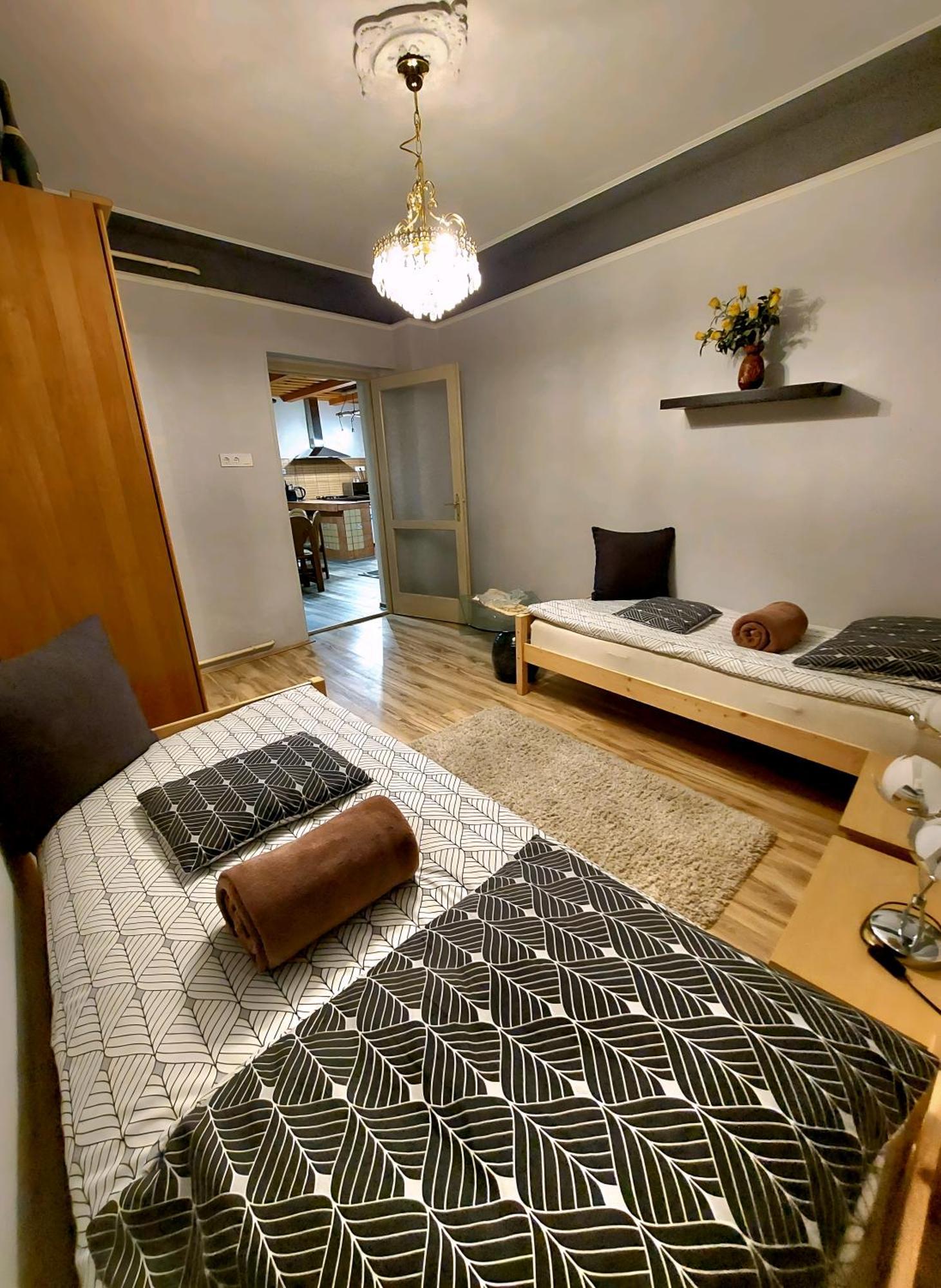 Kata Vendeghaz Apartment Satoraljaujhely Ngoại thất bức ảnh