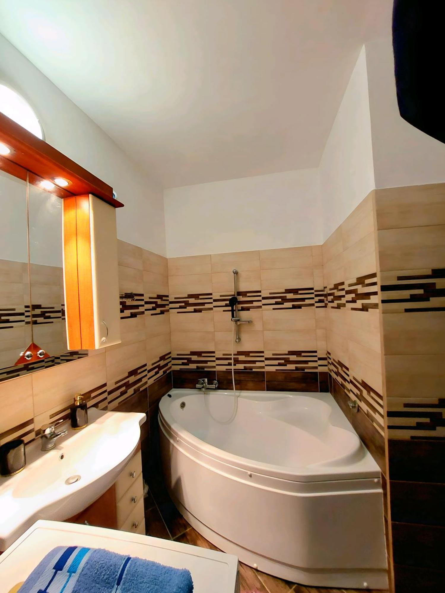 Kata Vendeghaz Apartment Satoraljaujhely Ngoại thất bức ảnh
