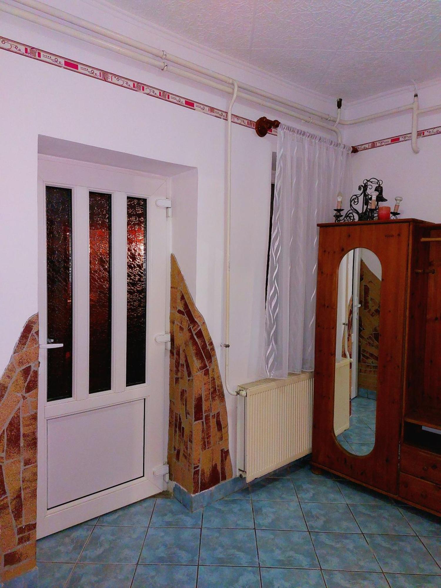 Kata Vendeghaz Apartment Satoraljaujhely Ngoại thất bức ảnh
